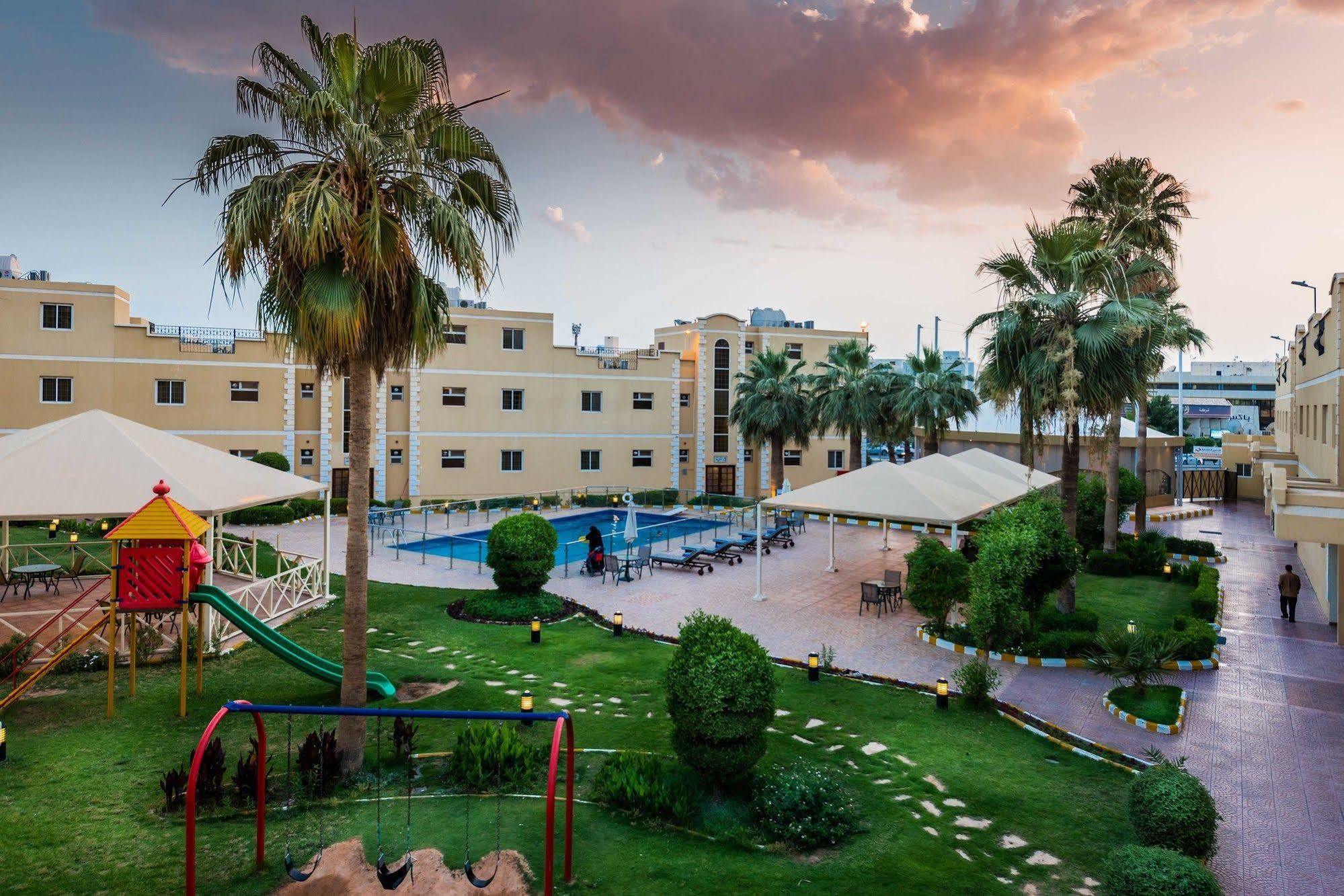 Aparthotel Boudl Al-Malaz Ar Riyad Esterno foto
