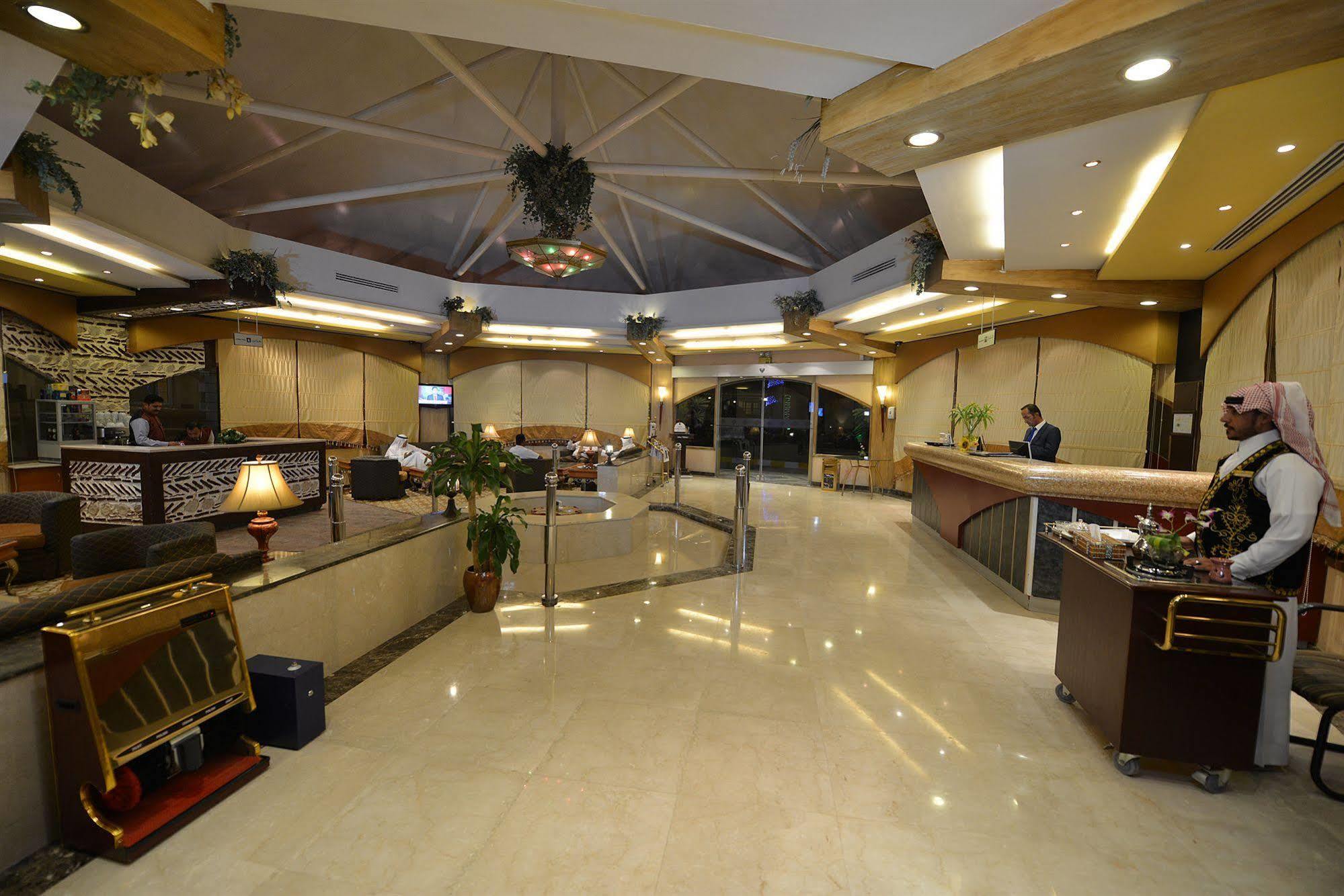 Aparthotel Boudl Al-Malaz Ar Riyad Esterno foto